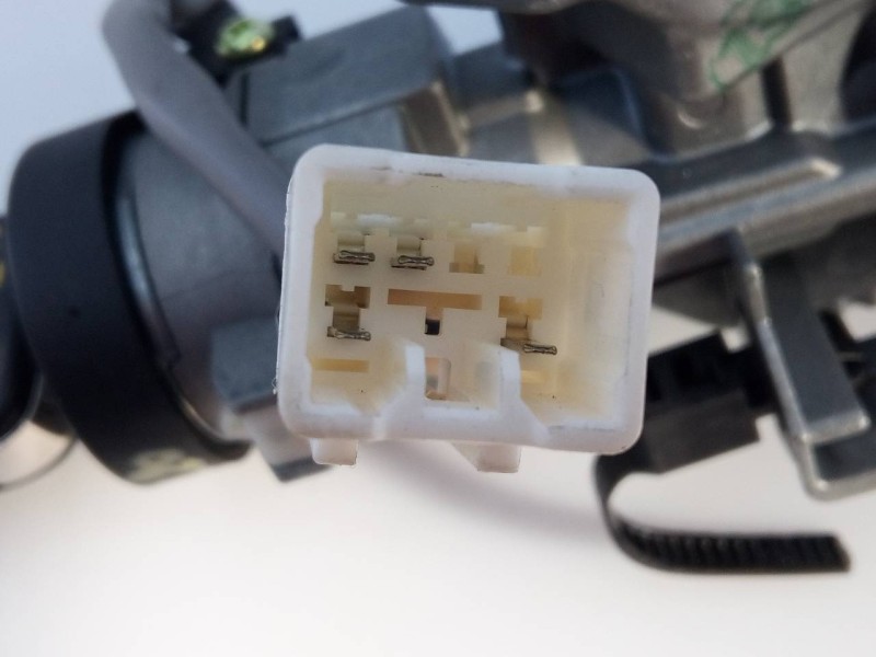 Recambio de antirrobo para hyundai ix20 gls comfort referencia OEM IAM   E2-B5-55-2