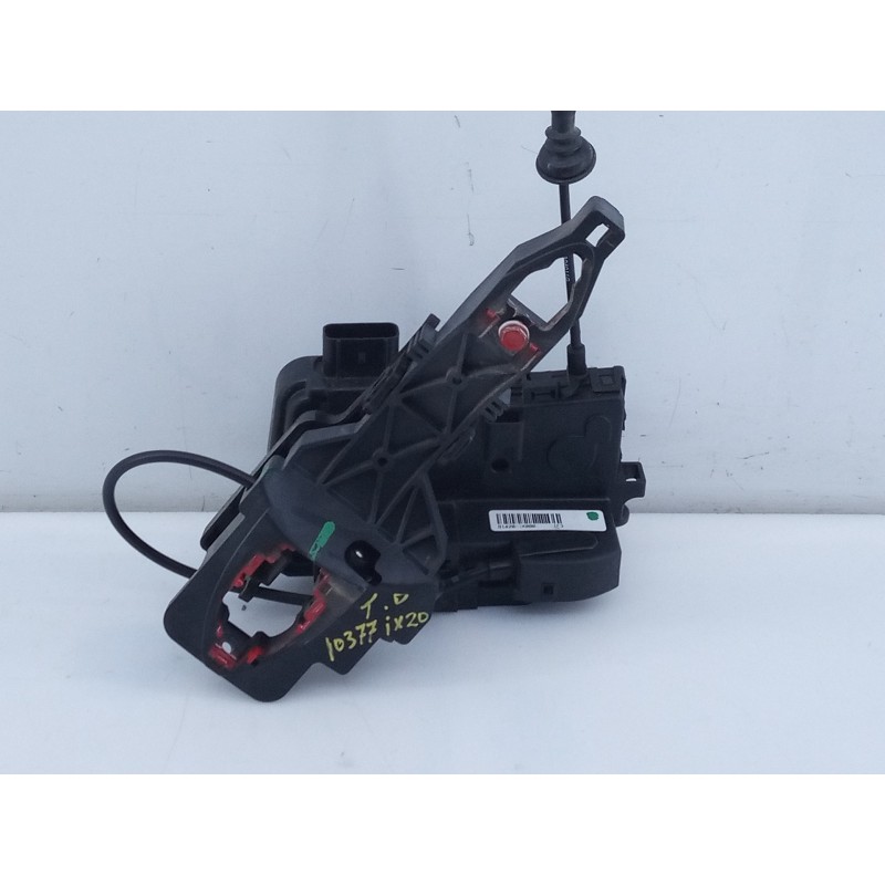 Recambio de cerradura puerta trasera derecha para hyundai ix20 gls comfort referencia OEM IAM 814201K000  E2-B5-10-1