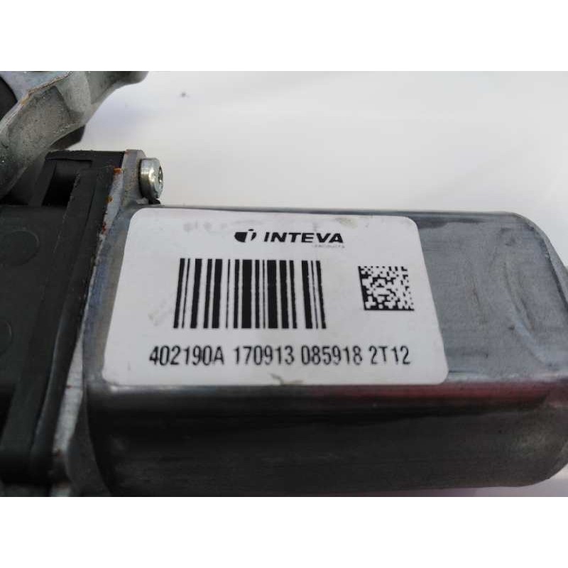 Recambio de elevalunas trasero derecho para nissan qashqai (j10) acenta referencia OEM IAM 82700JD40A  E2-A4-5-2