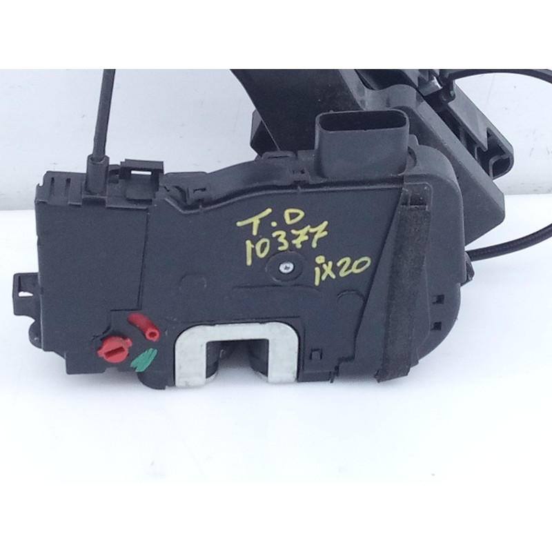 Recambio de cerradura puerta trasera derecha para hyundai ix20 gls comfort referencia OEM IAM 814201K000  E2-B5-10-1