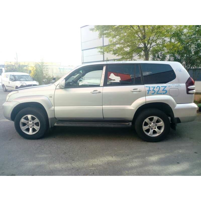 toyota land cruiser (j12) del año 2004