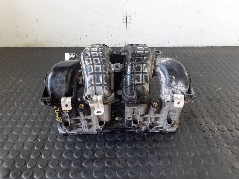Recambio de colector admision para mitsubishi outlander (gf0) referencia OEM IAM 1540A069  P1-A2-12