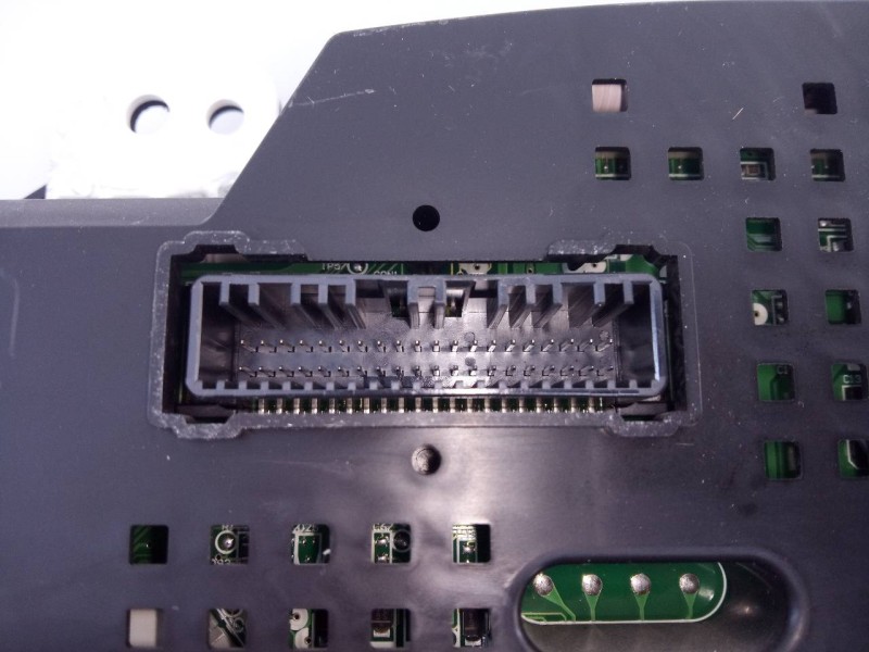 Recambio de cuadro instrumentos para hyundai ix20 gls comfort referencia OEM IAM 940031K190 11001807701U E3-A3-34-2