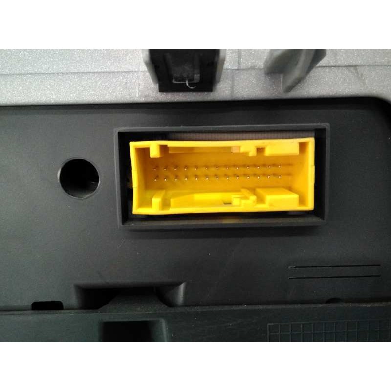 Recambio de cuadro instrumentos para peugeot 807 sv referencia OEM IAM 149674080 501021630051 E3-B2-34-5