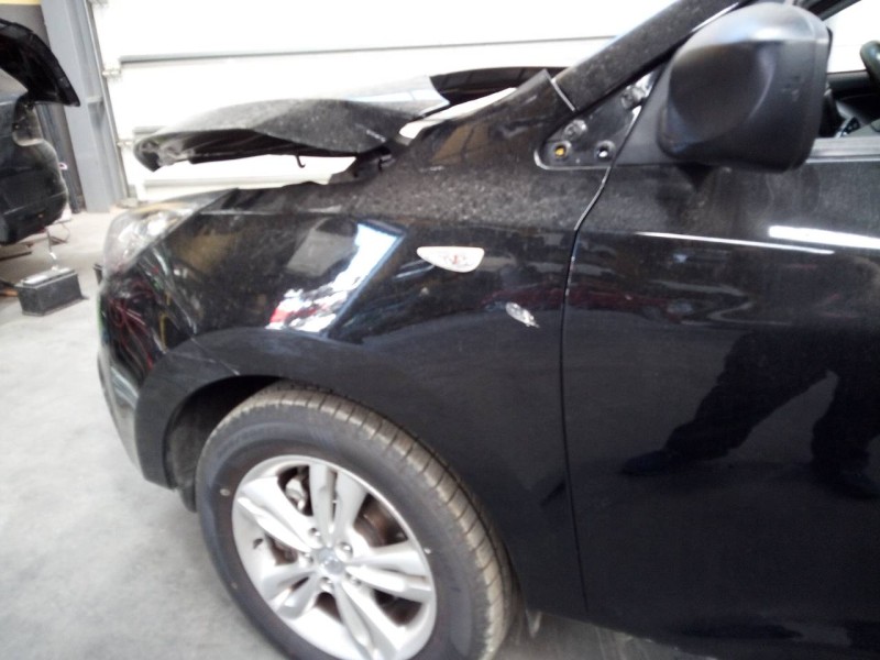 Recambio de aleta delantera izquierda para hyundai ix35 classic 2wd referencia OEM IAM   