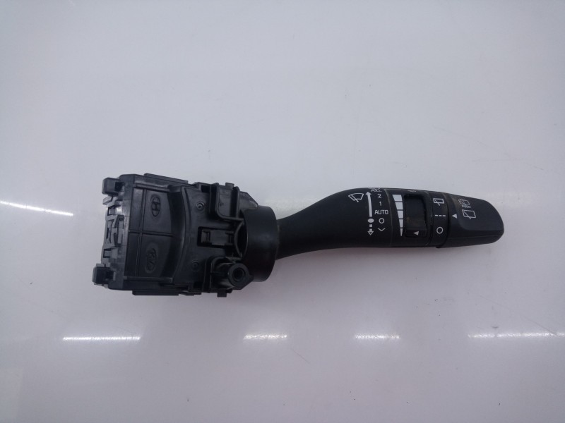 Recambio de mando limpia para kia carens ( ) drive referencia OEM IAM   
