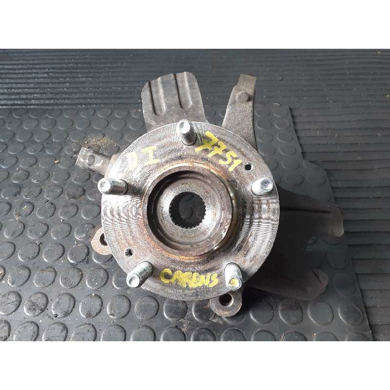 Recambio de mangueta delantera izquierda para kia carens ( ) drive referencia OEM IAM   P1-A4-39