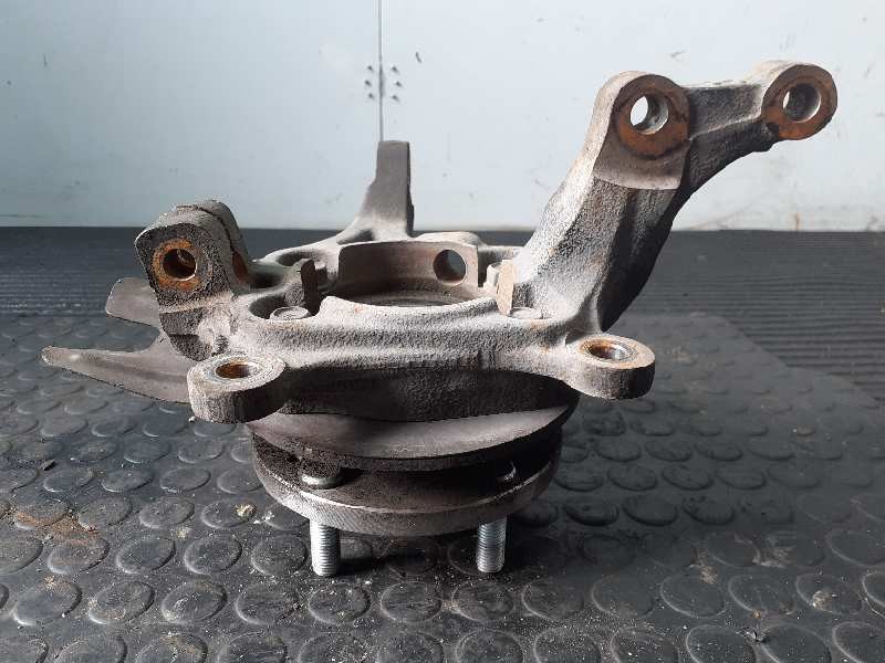 Recambio de mangueta delantera izquierda para kia carens ( ) drive referencia OEM IAM   P1-A4-39