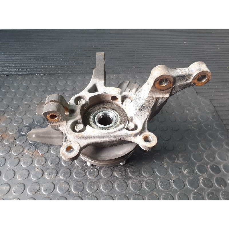 Recambio de mangueta delantera izquierda para kia carens ( ) drive referencia OEM IAM   P1-A4-39