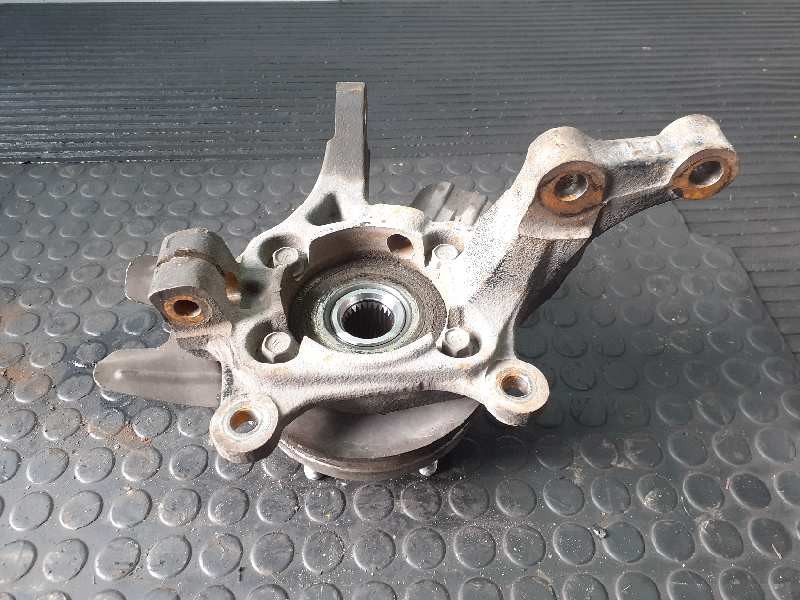 Recambio de mangueta delantera izquierda para kia carens ( ) drive referencia OEM IAM   P1-A4-39