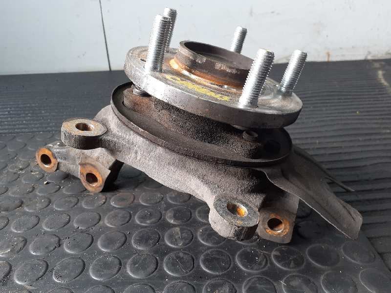 Recambio de mangueta delantera izquierda para kia carens ( ) drive referencia OEM IAM   P1-A4-39