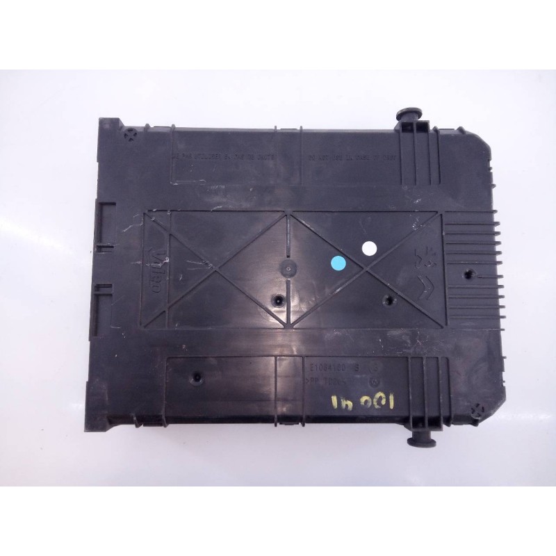 Recambio de caja reles / fusibles para peugeot 208 style referencia OEM IAM 9819849680  E3-B2-40-4