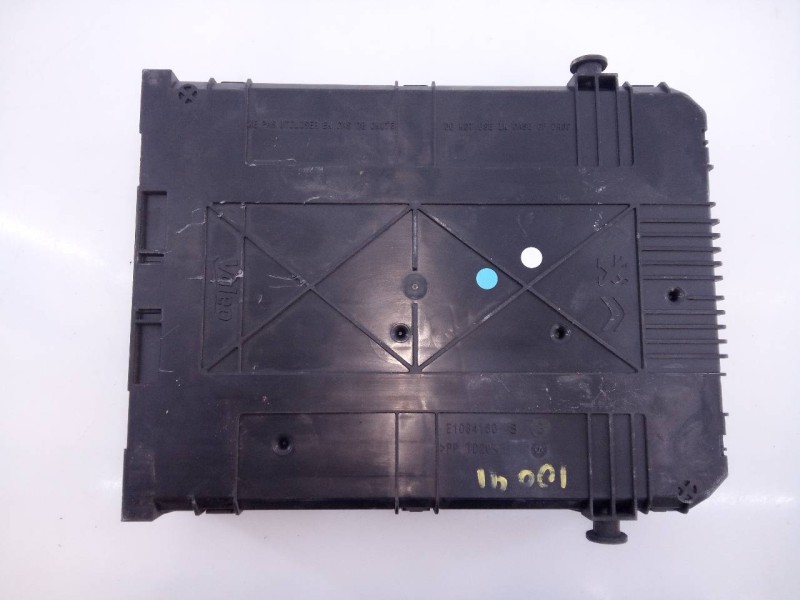 Recambio de caja reles / fusibles para peugeot 208 style referencia OEM IAM 9819849680  E3-B2-40-4