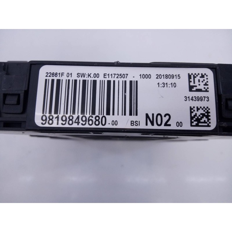 Recambio de caja reles / fusibles para peugeot 208 style referencia OEM IAM 9819849680  E3-B2-40-4