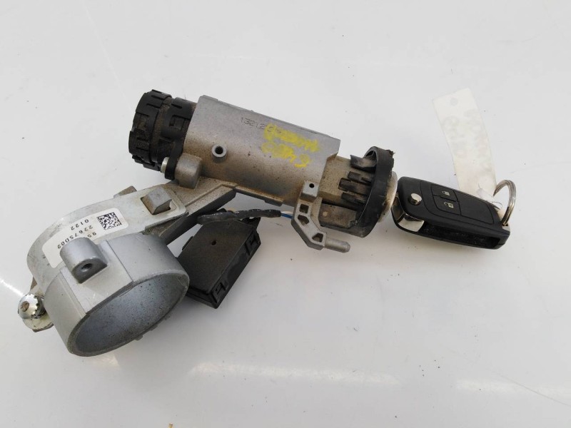 Recambio de antirrobo para opel mokka edition ecoflex referencia OEM IAM 95145218 F00HJ00493 E3-A5-23-1