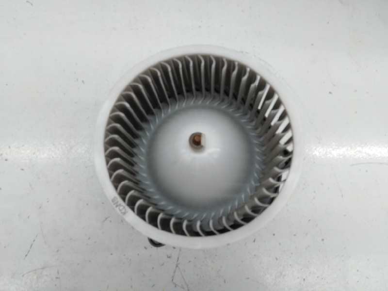 Recambio de ventilador calefaccion para kia carens ( ) drive referencia OEM IAM F00S3B2474  E3-A3-25-3