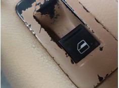 MANDO ELEVALUNAS DELANTERO DERECHO 