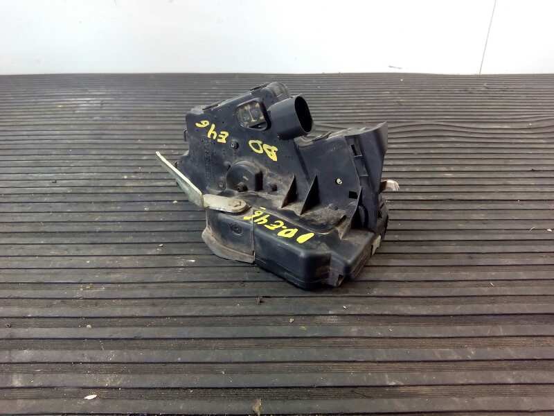 Recambio de cerradura puerta delantera derecha para bmw serie 3 berlina (e46) referencia OEM IAM   E1-A3-20-1