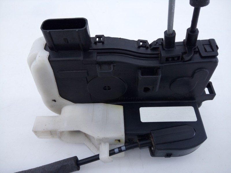 Recambio de cerradura puerta delantera derecha para hyundai ix35 classic 2wd referencia OEM IAM   E2-B5-5-1