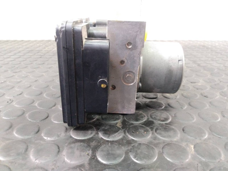 Recambio de abs para kia cee´d drive referencia OEM IAM A258930500 6433398 P3-A8-7-5