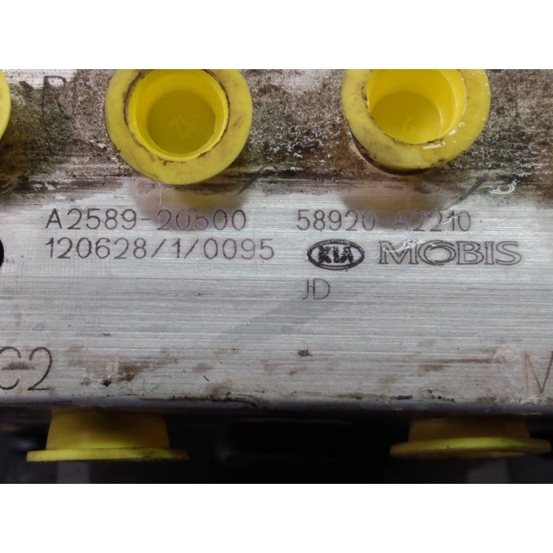 Recambio de abs para kia cee´d drive referencia OEM IAM A258930500 6433398 P3-A8-7-5