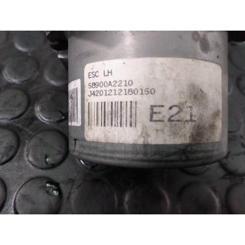 Recambio de abs para kia cee´d drive referencia OEM IAM A258930500 6433398 P3-A8-7-5