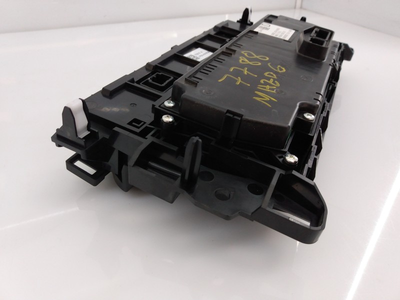 Recambio de mando climatizador para mazda 6 lim. (gh)(.2012) luxury referencia OEM IAM   E2-A2-48-2