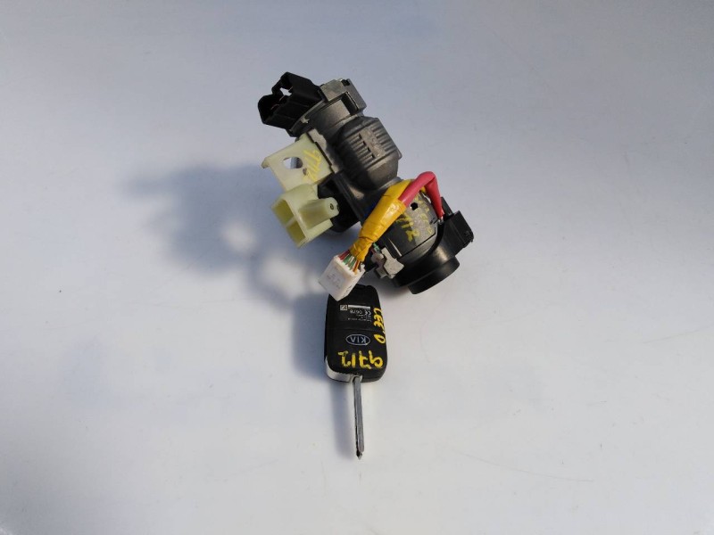 Recambio de antirrobo para kia cee´d drive referencia OEM IAM   E2-B5-54-1