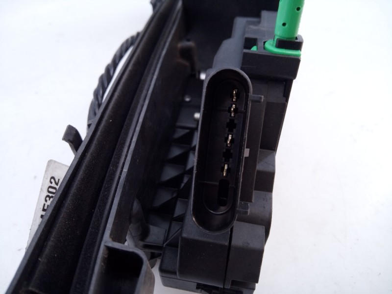 Recambio de cerradura puerta delantera derecha para ford kuga (cbs) titanium referencia OEM IAM 921760107  E2-B3-40-2