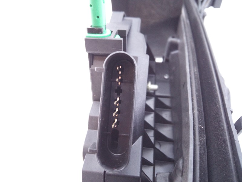 Recambio de cerradura puerta delantera izquierda para ford kuga (cbs) titanium referencia OEM IAM 921755107  E2-B3-35-1