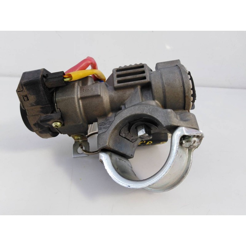 Recambio de antirrobo para kia cee´d drive referencia OEM IAM   E2-B5-54-1