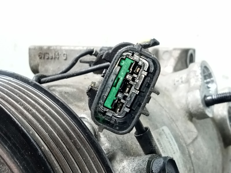 Recambio de compresor aire acondicionado para hyundai ix35 classic 2wd referencia OEM IAM F500DX9EA04  P3-B2-14-1