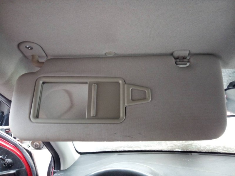 Recambio de parasol izquierdo para kia picanto drive referencia OEM IAM   