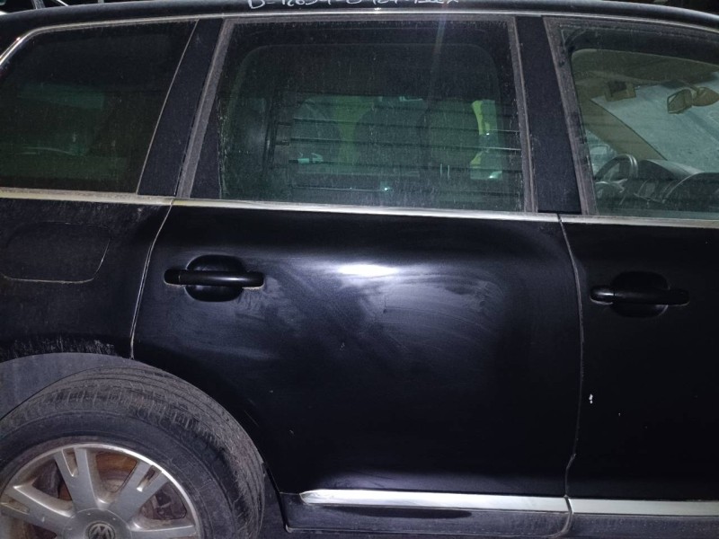 Recambio de puerta trasera derecha para volkswagen touareg (7l6) tdi r5 referencia OEM IAM   