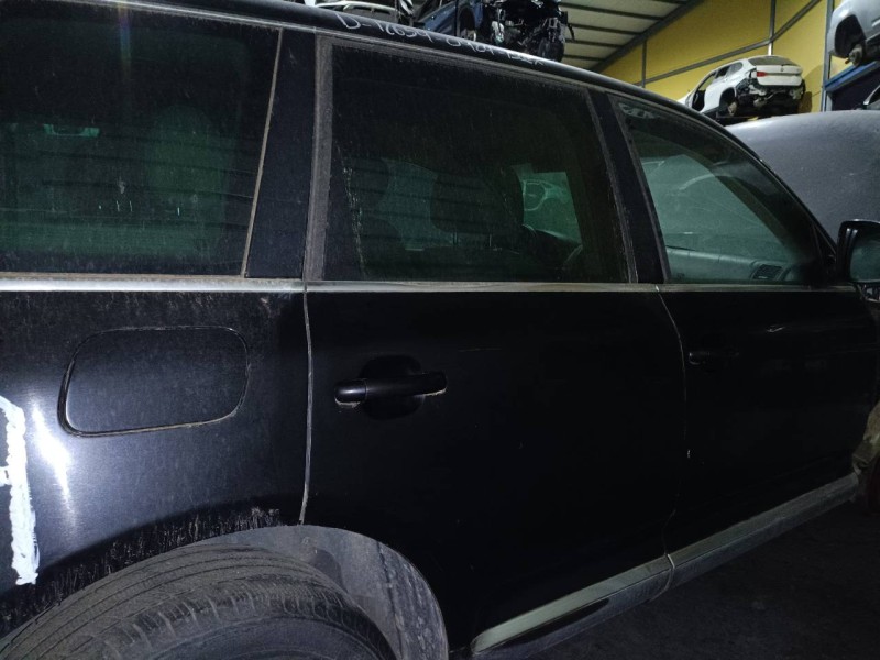 Recambio de puerta trasera derecha para volkswagen touareg (7l6) tdi r5 referencia OEM IAM   