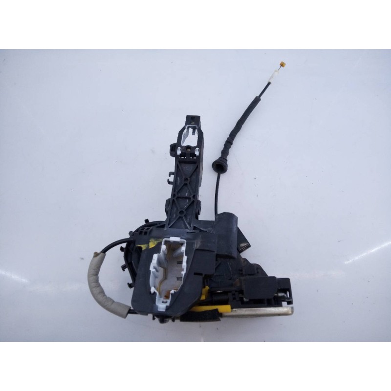 Recambio de cerradura puerta delantera derecha para kia cee´d drive referencia OEM IAM 91320A2110HIG  E2-B5-3-1