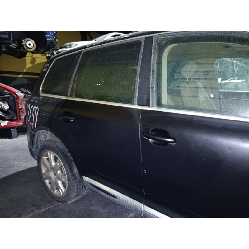 Recambio de puerta trasera derecha para volkswagen touareg (7l6) tdi r5 referencia OEM IAM   
