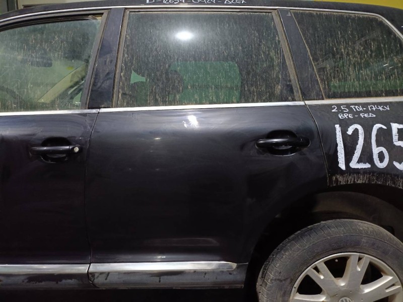 Recambio de puerta trasera izquierda para volkswagen touareg (7l6) tdi r5 referencia OEM IAM   