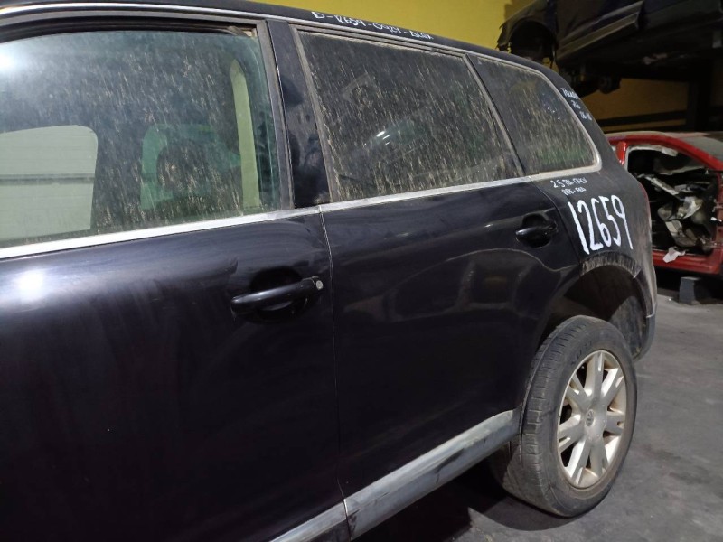 Recambio de puerta trasera izquierda para volkswagen touareg (7l6) tdi r5 referencia OEM IAM   