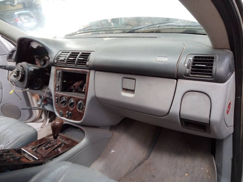 Recambio de salpicadero para mercedes-benz clase m (w163) 430 (163.172) referencia OEM IAM   