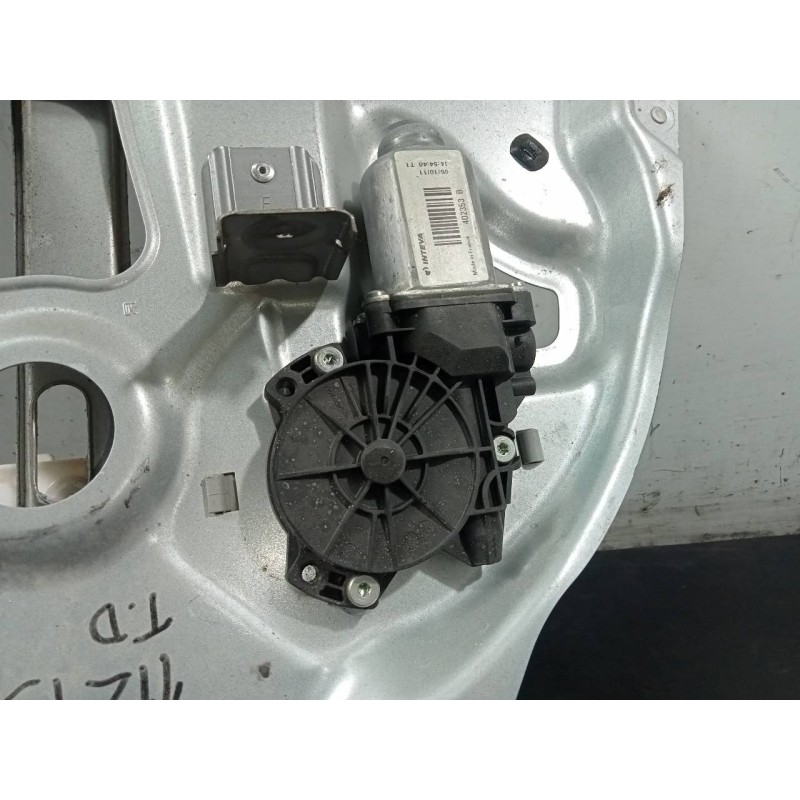 Recambio de elevalunas trasero derecho para hyundai ix35 classic 2wd referencia OEM IAM 834802Y010  P2-B4-28