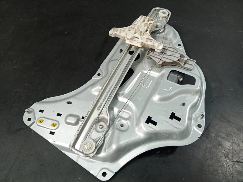 Recambio de elevalunas trasero derecho para hyundai ix35 classic 2wd referencia OEM IAM 834802Y010  P2-B4-28