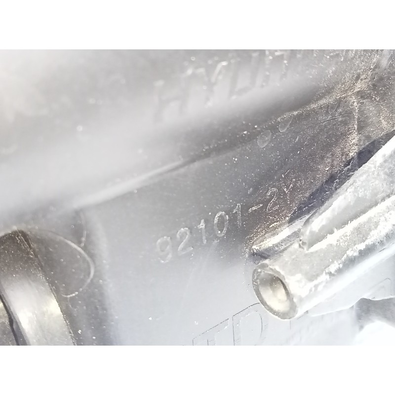 Recambio de faro izquierdo para hyundai ix35 classic 2wd referencia OEM IAM 921012Y  E2-B5-53-1