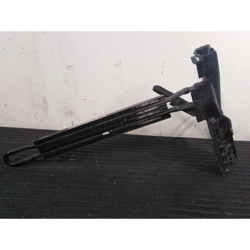 Recambio de radiador aceite para bmw serie 3 berlina (e46) referencia OEM IAM 17113413195  P2-B5-1
