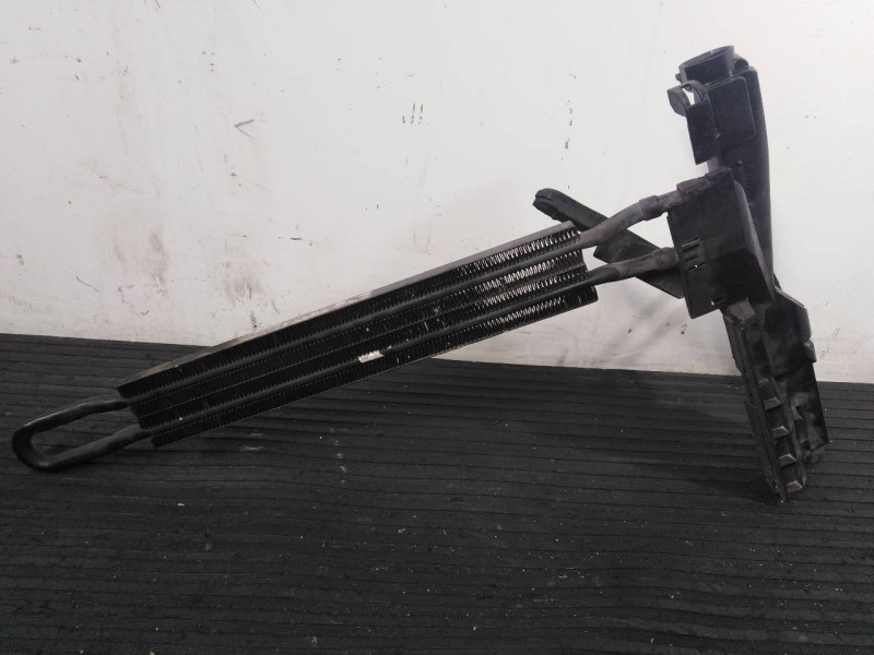 Recambio de radiador aceite para bmw serie 3 berlina (e46) referencia OEM IAM 17113413195  P2-B5-1