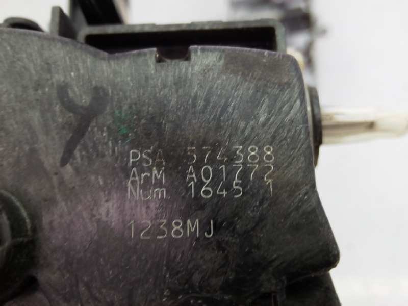 Recambio de cerradura puerta delantera izquierda para citroën c5 berlina premier referencia OEM IAM 574388  E1-A4-22-1