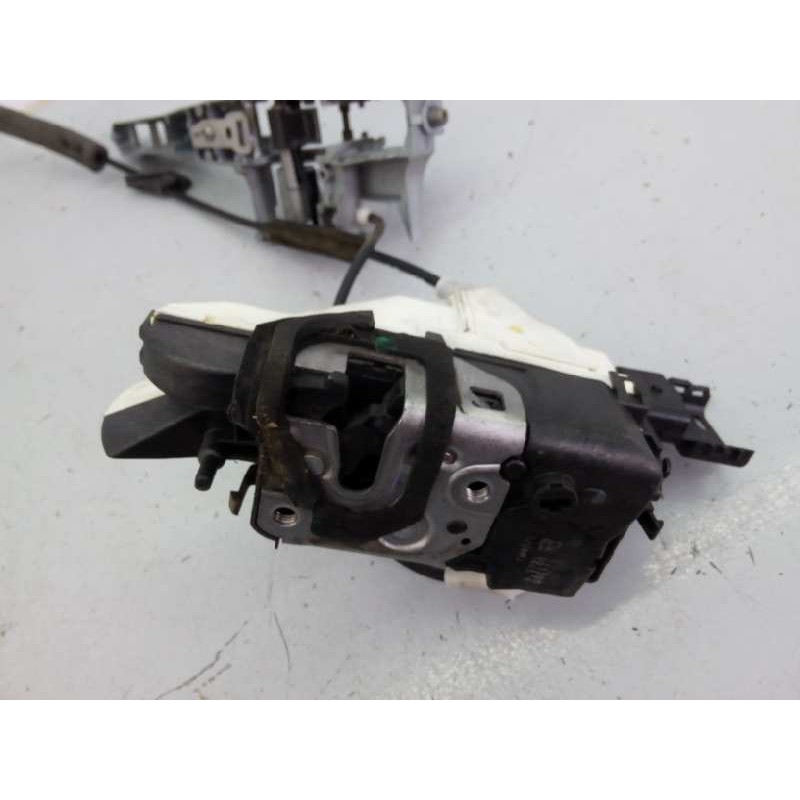 Recambio de cerradura puerta delantera izquierda para citroën c5 berlina premier referencia OEM IAM 574388  E1-A4-22-1