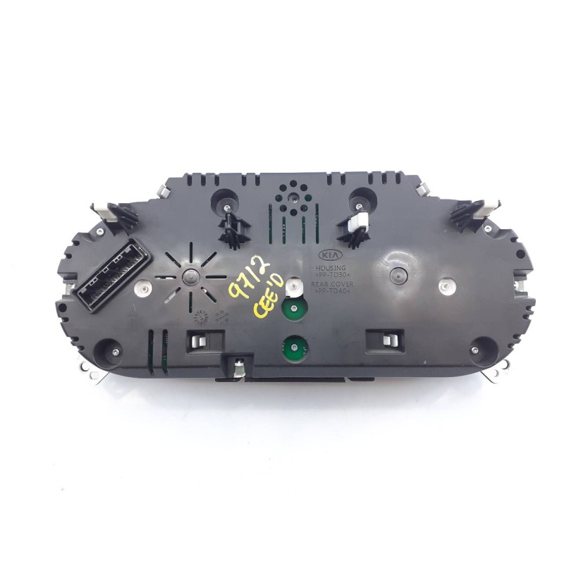 Recambio de cuadro instrumentos para kia cee´d drive referencia OEM IAM 94003A2330  E3-A3-34-4