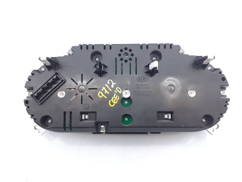 Recambio de cuadro instrumentos para kia cee´d drive referencia OEM IAM 94003A2330  E3-A3-34-4