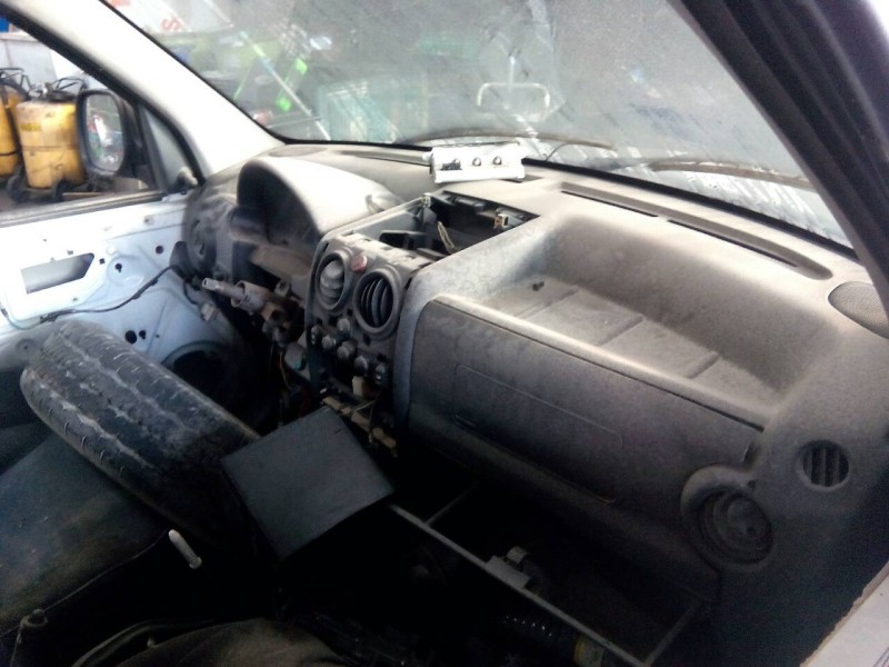 peugeot partner (s1) del año 1996